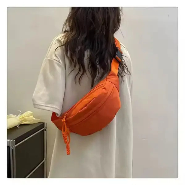 Adjustable Sporty Crossbody Bag 02