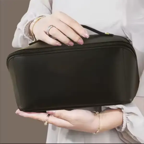 Portable Waterproof Zippered Makeup Bag-5